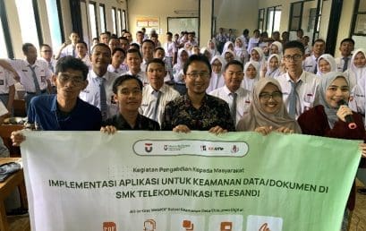 PENGABDIAN KEPADA MASYARAKAT:  IMPLEMENTASI APLIKASI UNTUK KEAMANAN DATA/DOKUMEN DI SMK TELEKOMUNIKASI TELESANDI